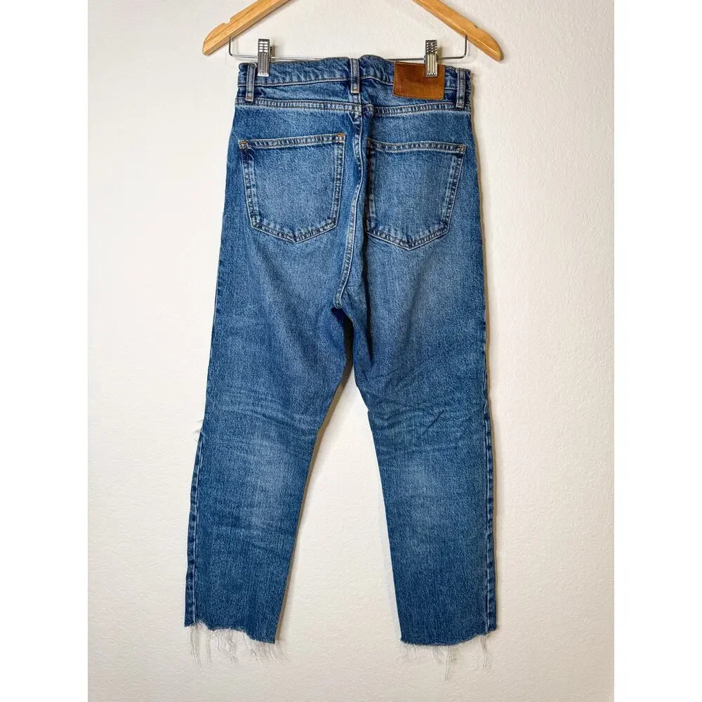 Zara High Rise Straight Leg Crop‎ Jeans